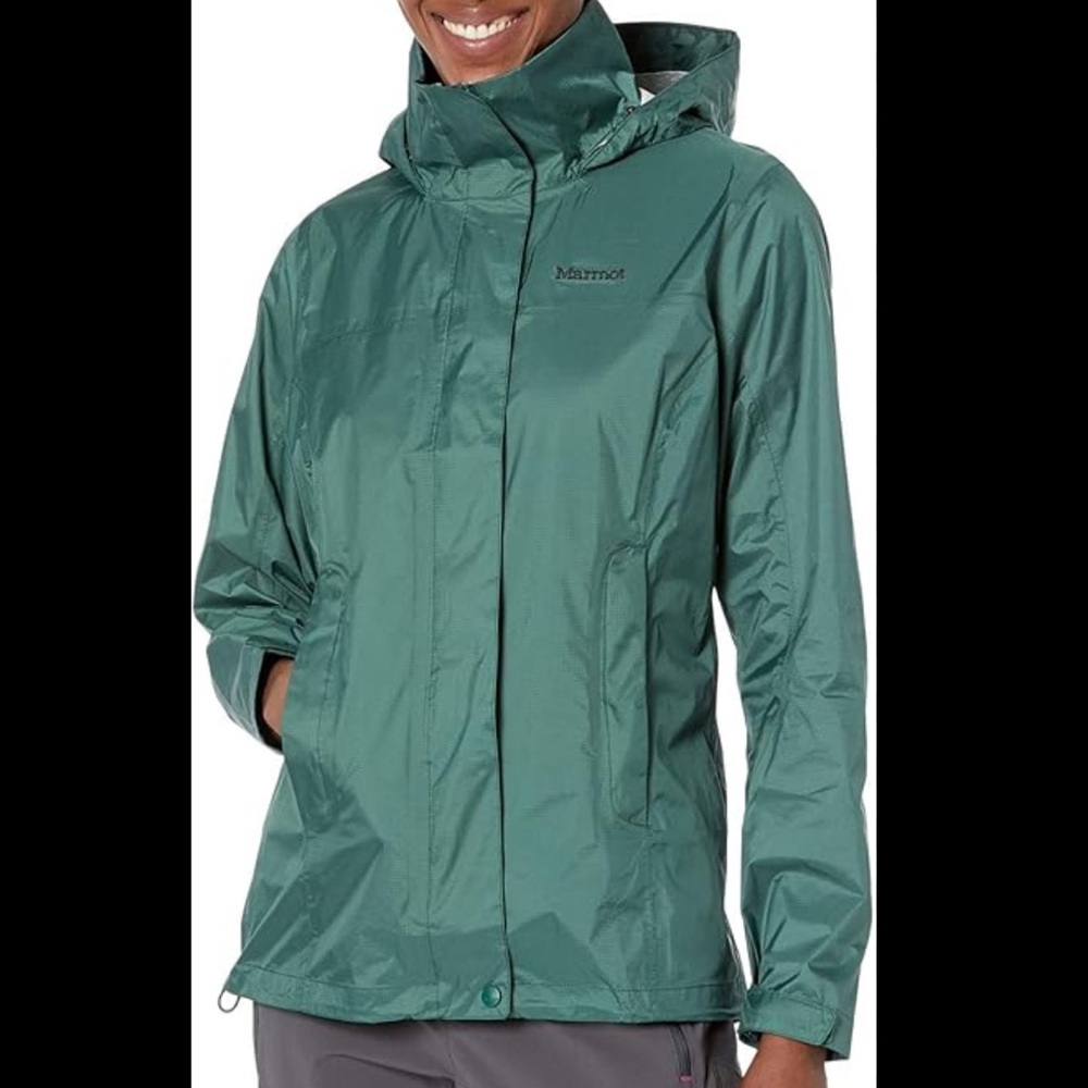 Marmot Women's Green rain Jacket